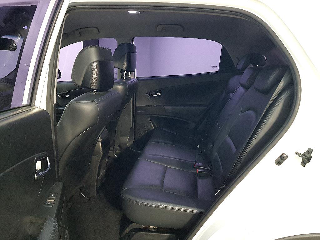 Ssangyong Korando - Vista 9