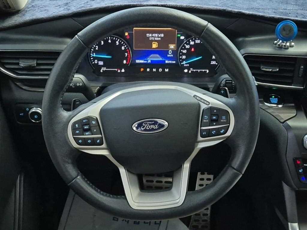Ford Explorer - Vista 9