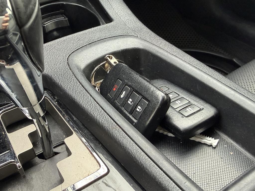 Lexus ES 2014 Plateado - Importación desde Corea - HF Imports Iquique - Foto 17