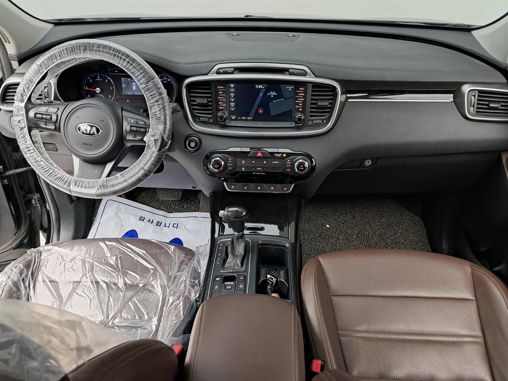 KIA Sorento - Vista 11