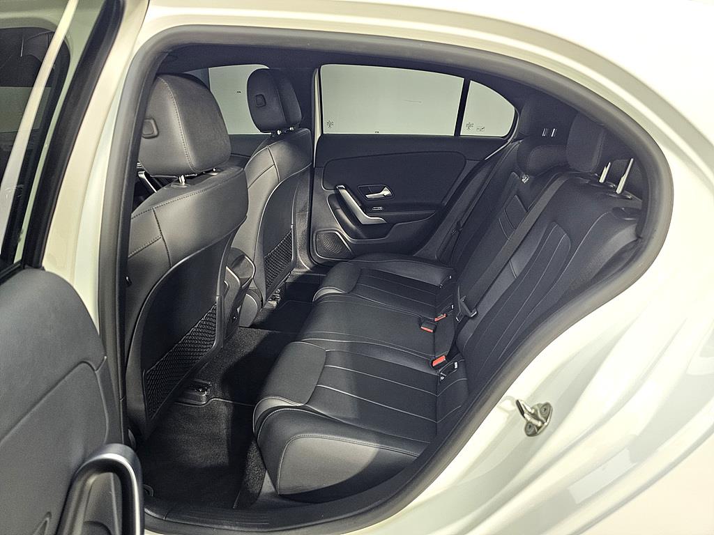 Mercedes Benz A Class - Vista 9