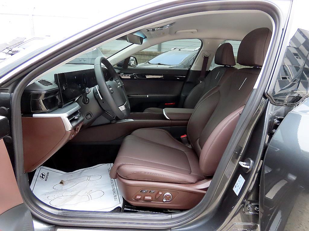 HYUNDAI Grandeur - Vista 5