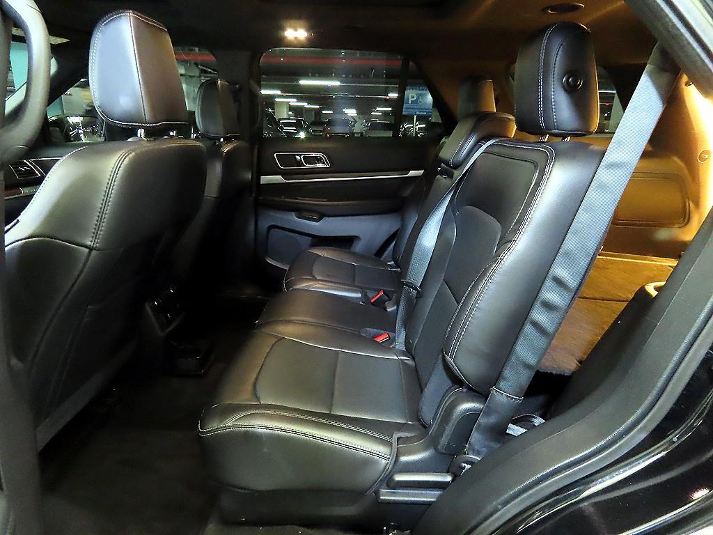 Ford Explorer - Vista 7