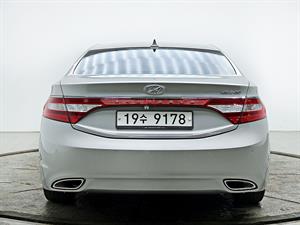 HYUNDAI Grandeur - Vista 6