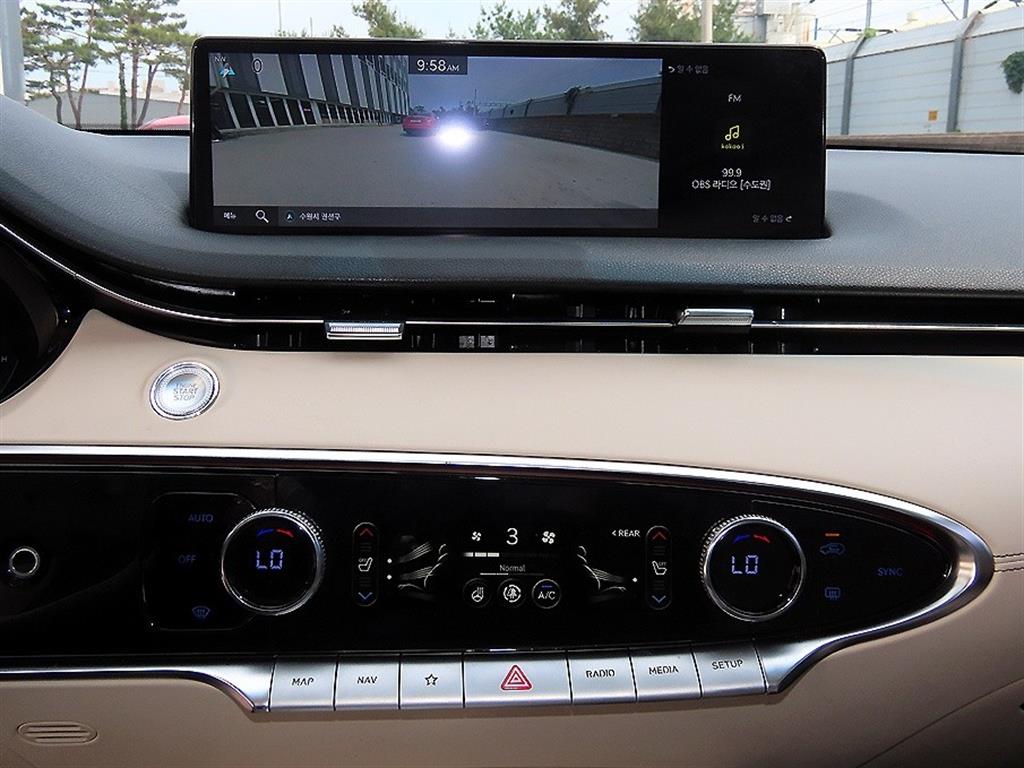 Genesis GV70 2021 Blanco - Importación desde Corea - HF Imports Iquique - Foto 14