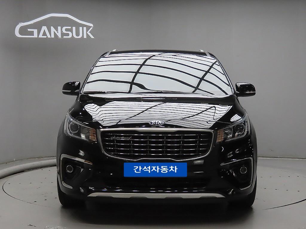 KIA Carnival 2019 Negro - Importación desde Corea - HF Imports Iquique - Foto 1