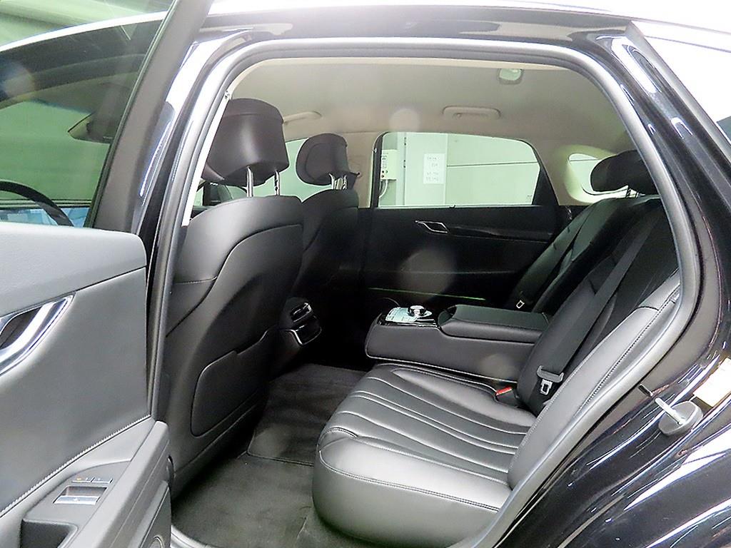 Genesis G80 - Vista 6