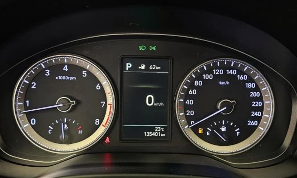 HYUNDAI Grandeur - Vista 7