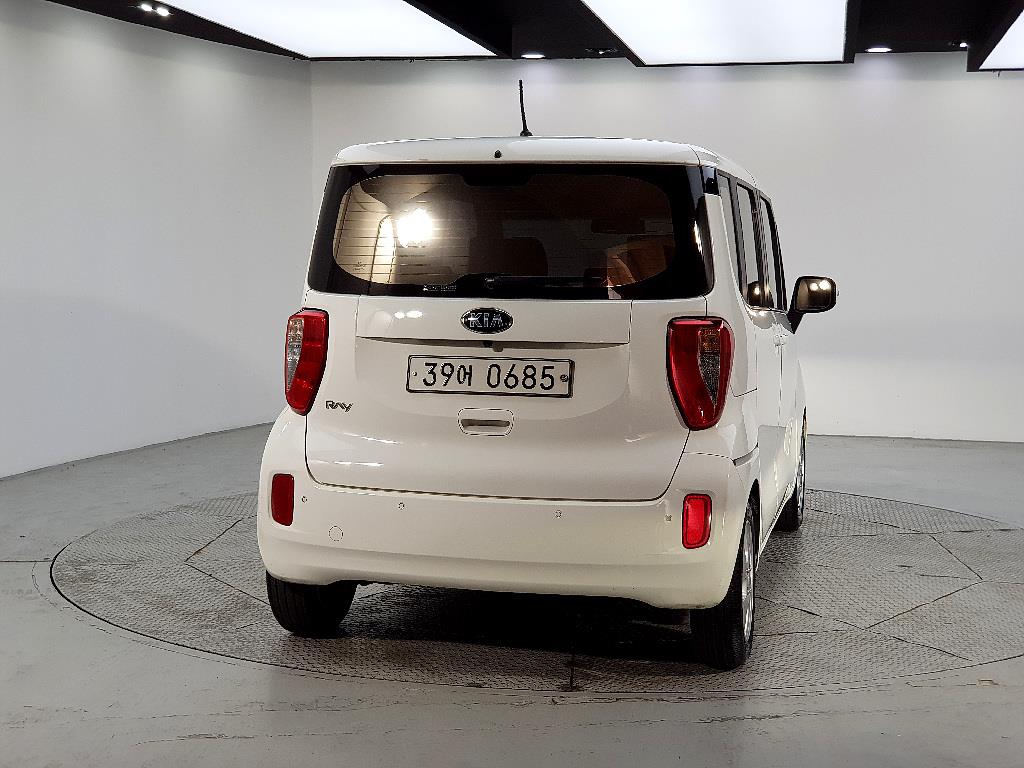 KIA Ray - Vista 3