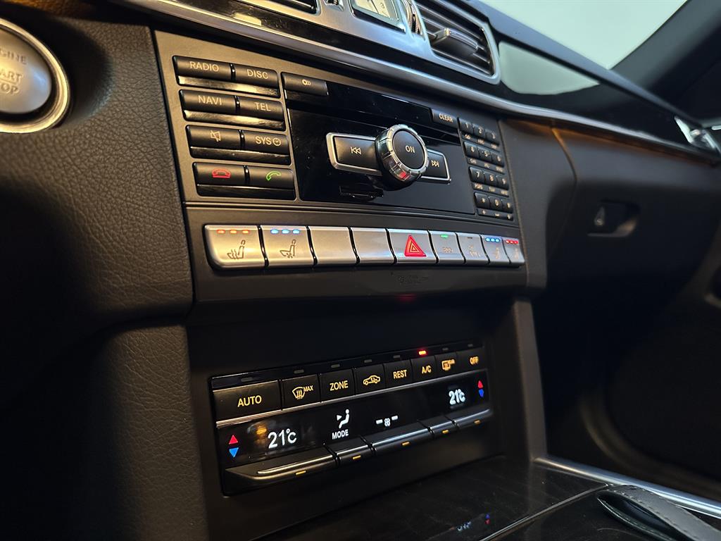 Mercedes Benz E class 2015 Negro - Importación desde Corea - HF Imports Iquique - Foto 18