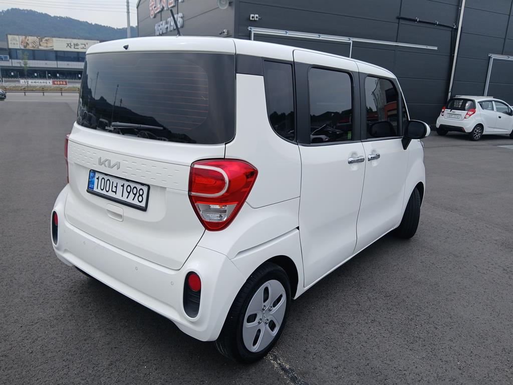 KIA Ray - Vista 4