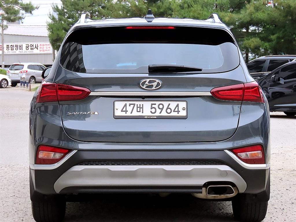 HYUNDAI Santa Fe - Vista 4