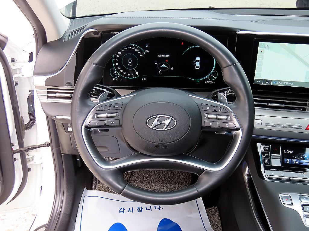 HYUNDAI Grandeur - Vista 8