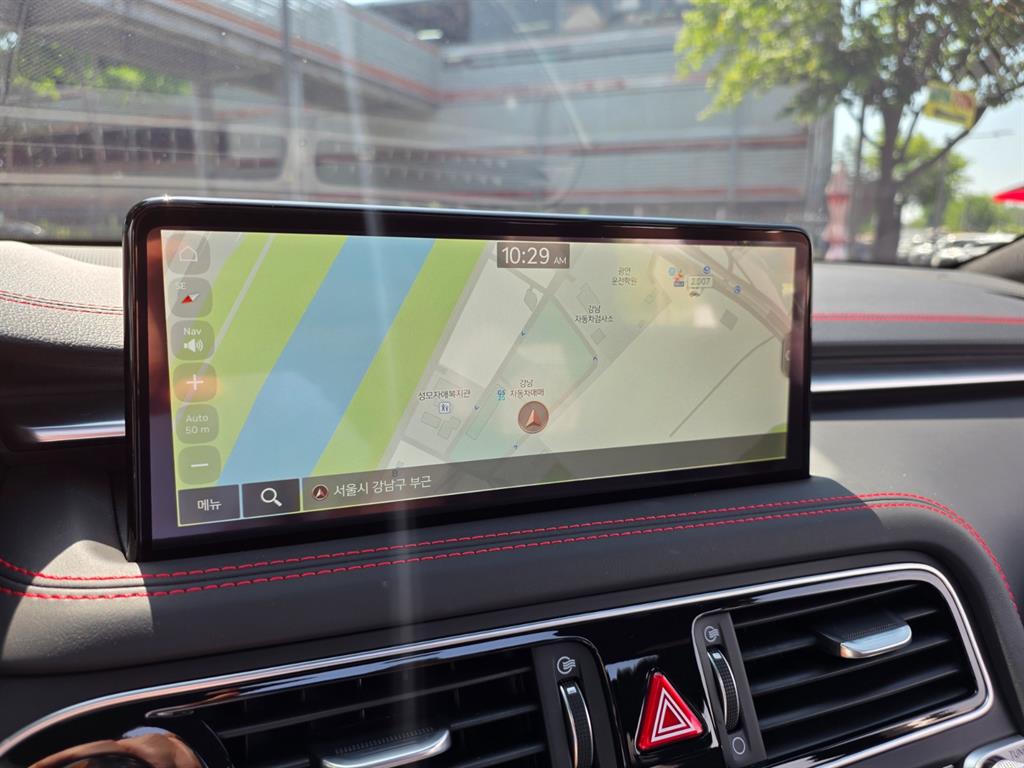 Genesis G70 - Vista 11