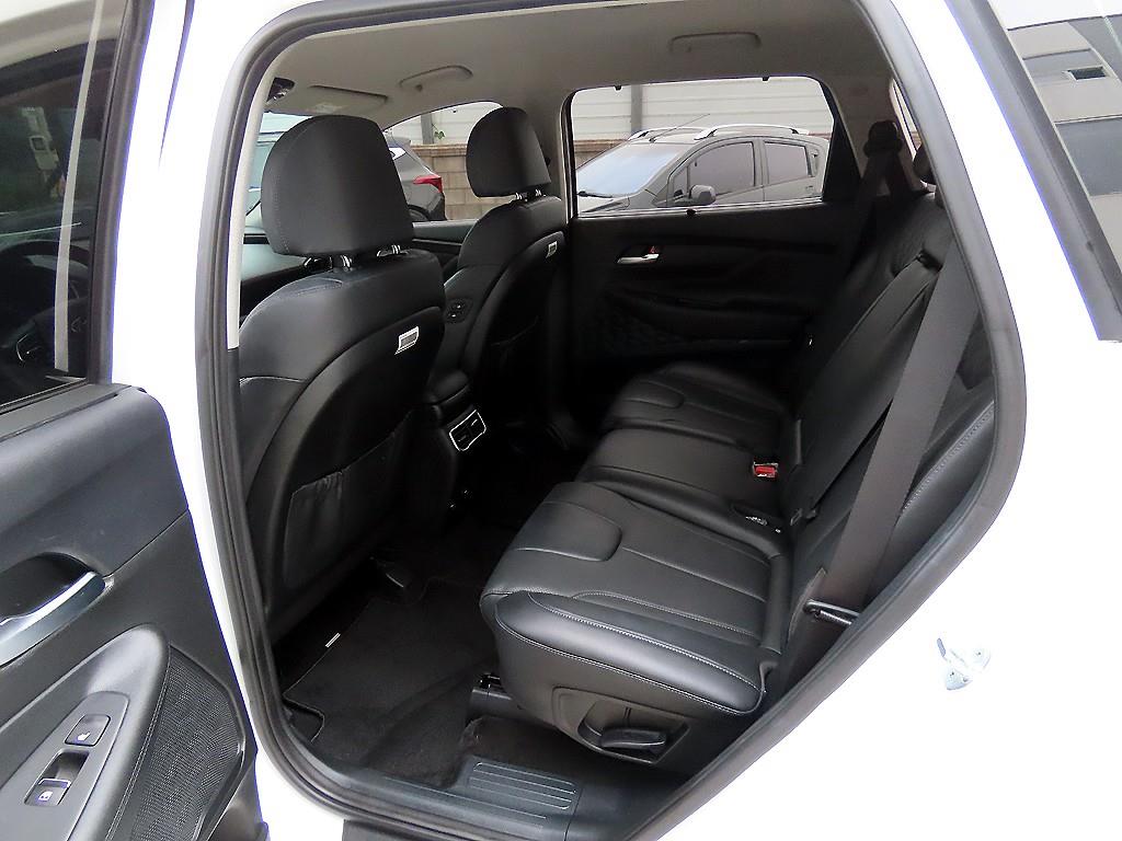 HYUNDAI Santa Fe - Vista 6