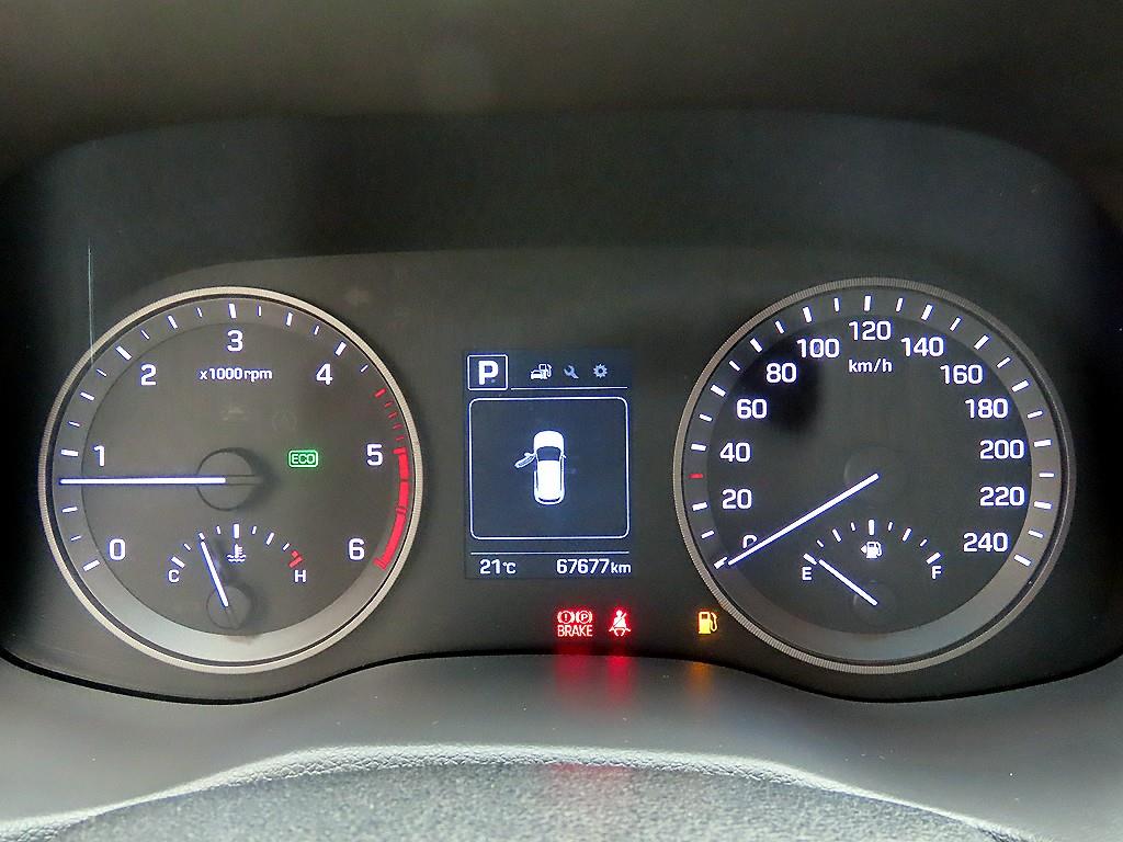 HYUNDAI Tucson - Vista 9