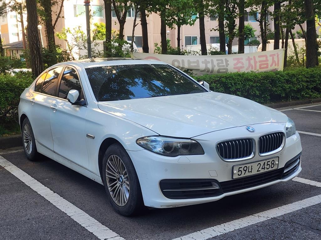 BMW 5 Series - Vista 2