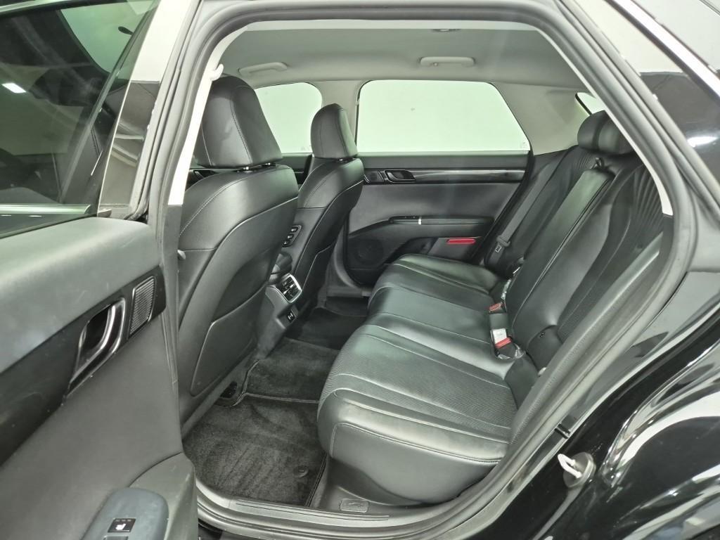 HYUNDAI Grandeur - Vista 12