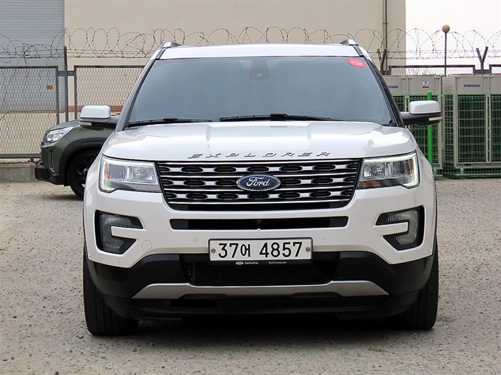Ford Explorer 2017 Blanco - Importación desde Corea - HF Imports Iquique - Foto 1