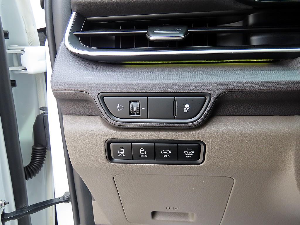 KIA Carnival 2024 Blanco - Importación desde Corea - HF Imports Iquique - Foto 13