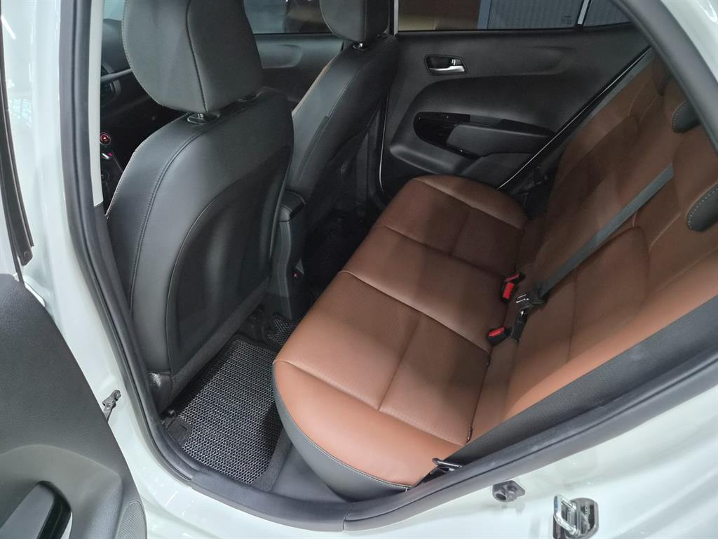 KIA Morning - Vista 11