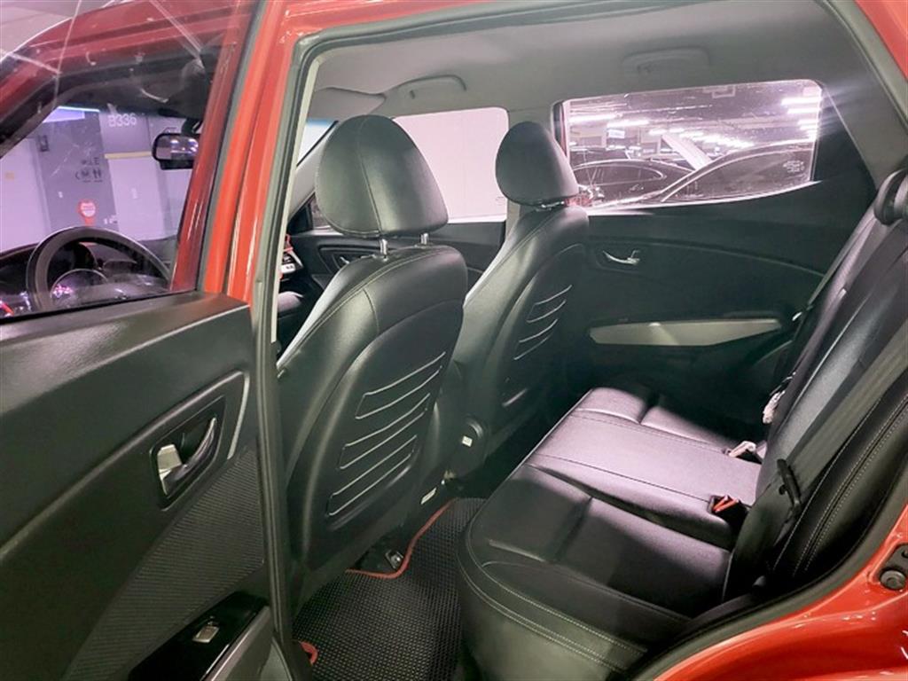 Ssangyong Tivoli 2016 Rojo - Importación desde Corea - HF Imports Iquique - Foto 14