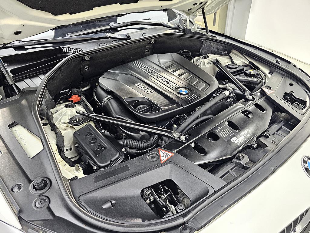 BMW Gran Turismo - Vista 6