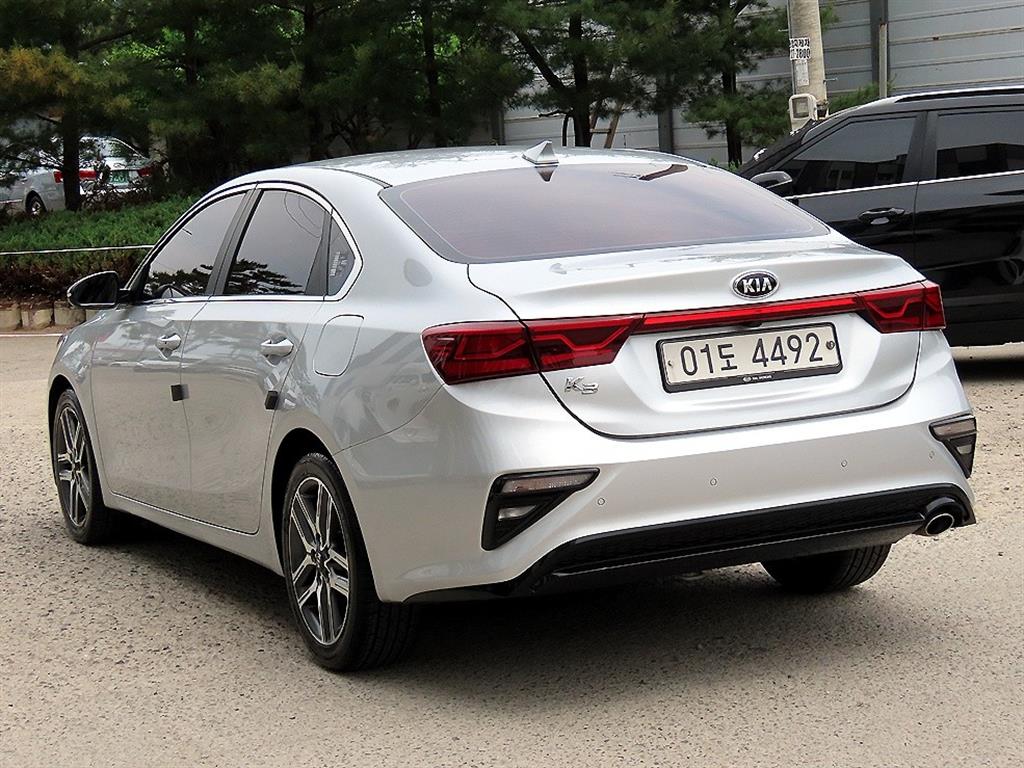KIA K3 - Vista 3