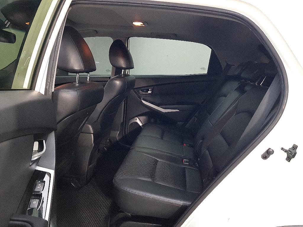 Ssangyong Korando - Vista 9