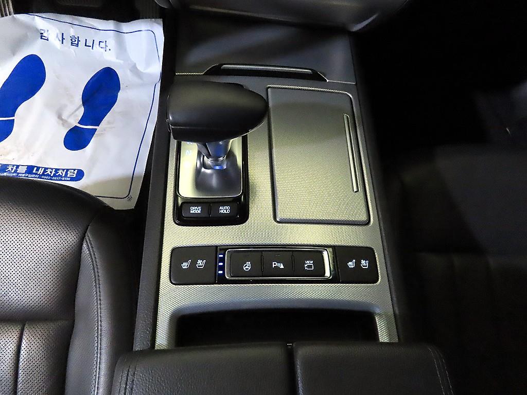 Genesis G80 - Vista 12