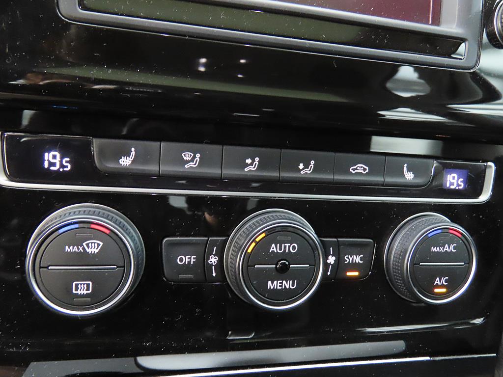 Volkswagen Golf 2016 Negro - Importación desde Corea - HF Imports Iquique - Foto 13