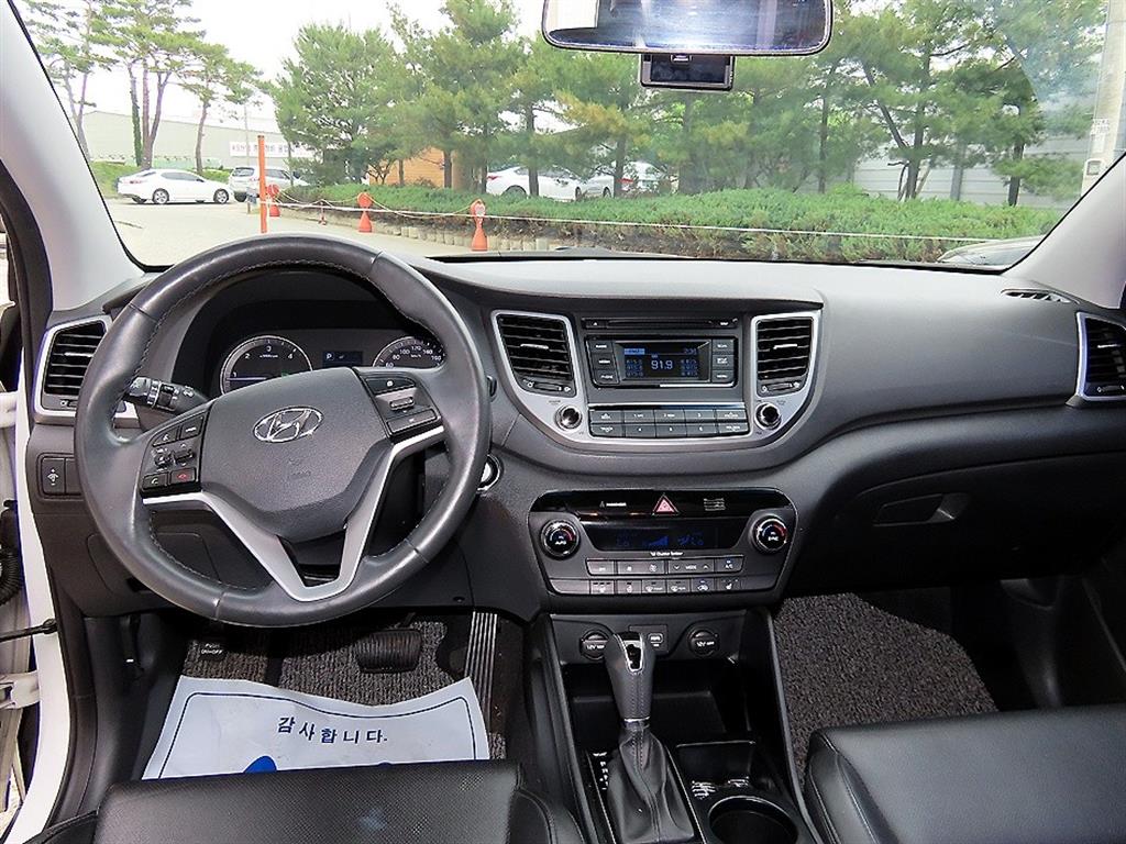 HYUNDAI Tucson - Vista 7