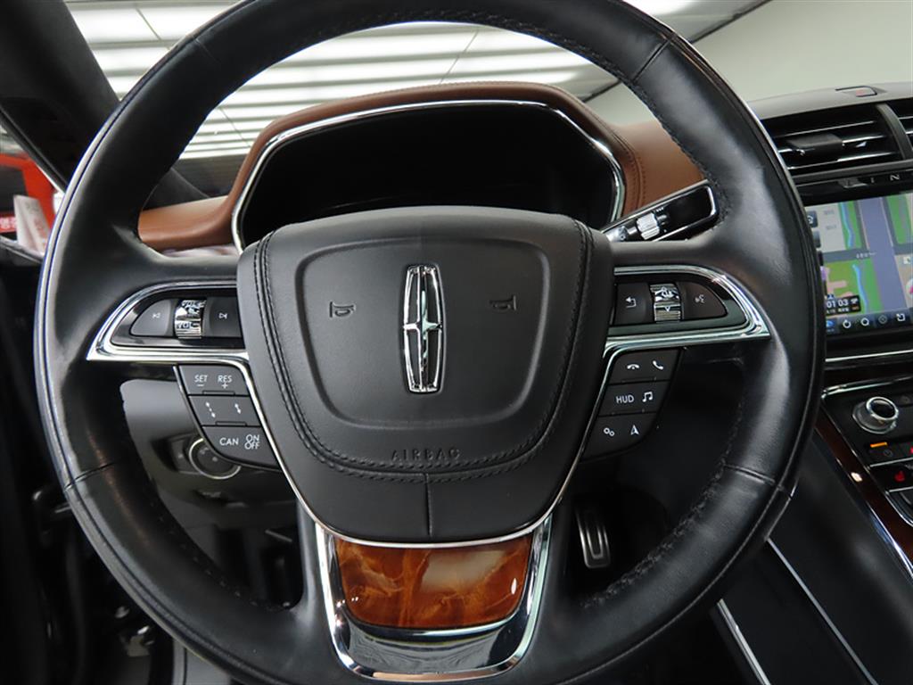 Lincoln Continental - Vista 8