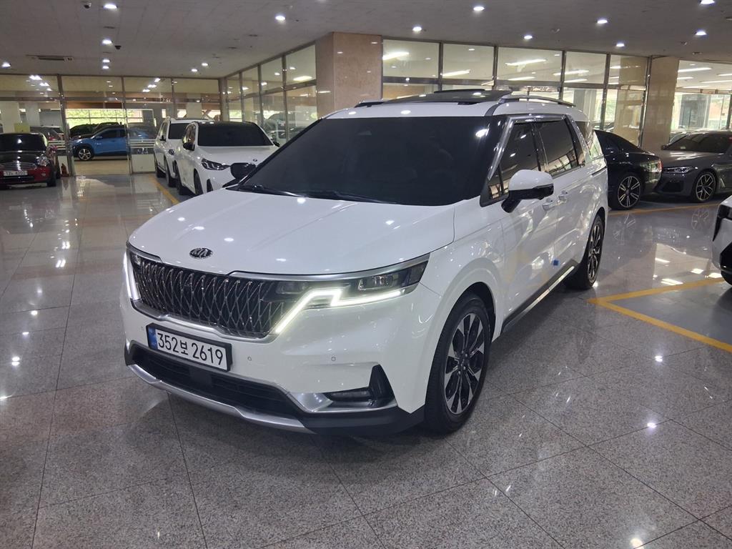 KIA Carnival 2021 Blanco - Importación desde Corea - HF Imports Iquique - Foto 1