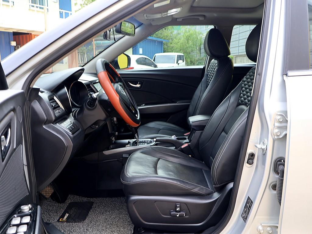 Ssangyong Tivoli 2018 Plateado - Importación desde Corea - HF Imports Iquique - Foto 11