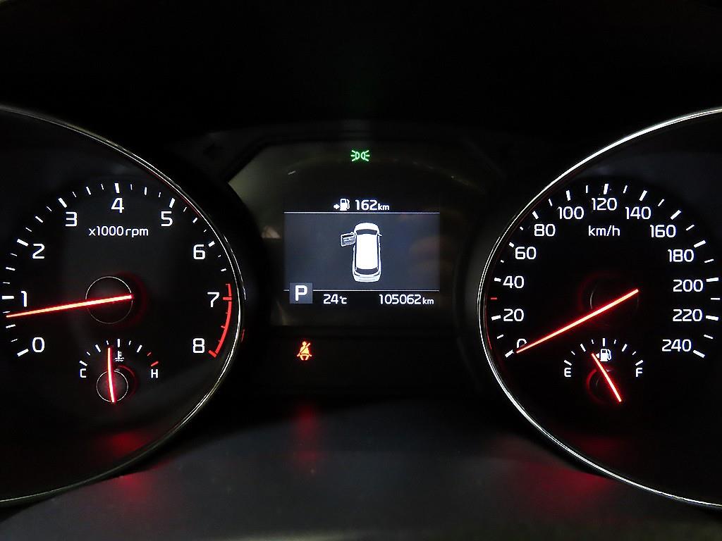 KIA Carnival - Vista 9