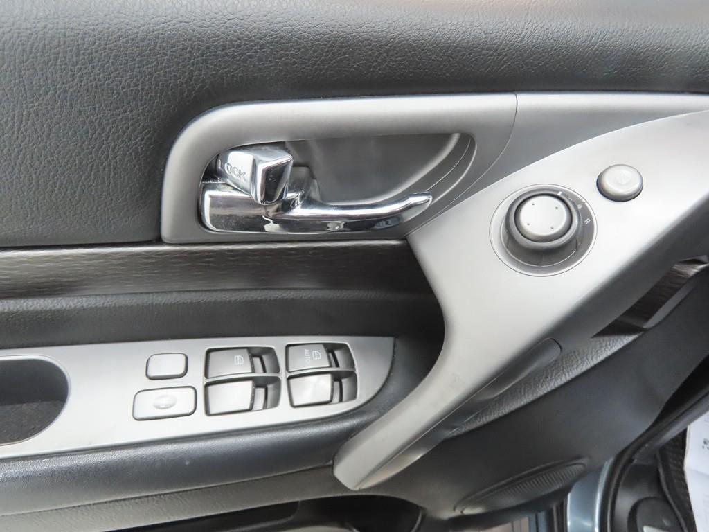 Ssangyong Korando - Vista 10