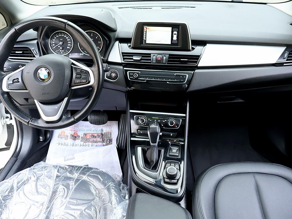 BMW 2 series - Vista 9