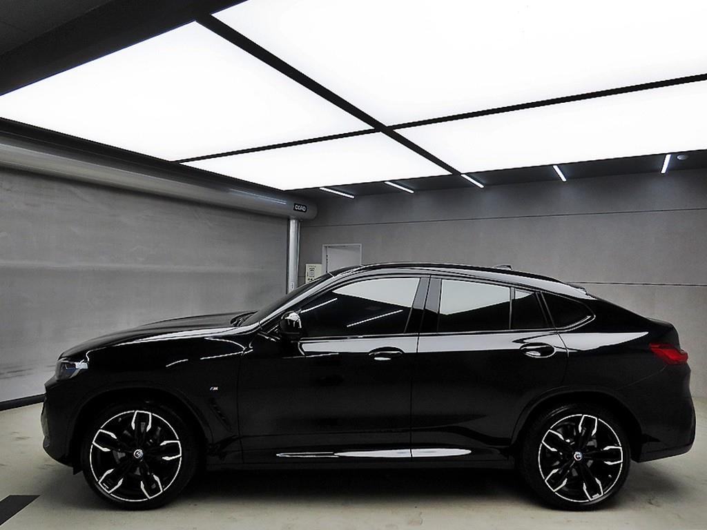 BMW X4 - Vista 4