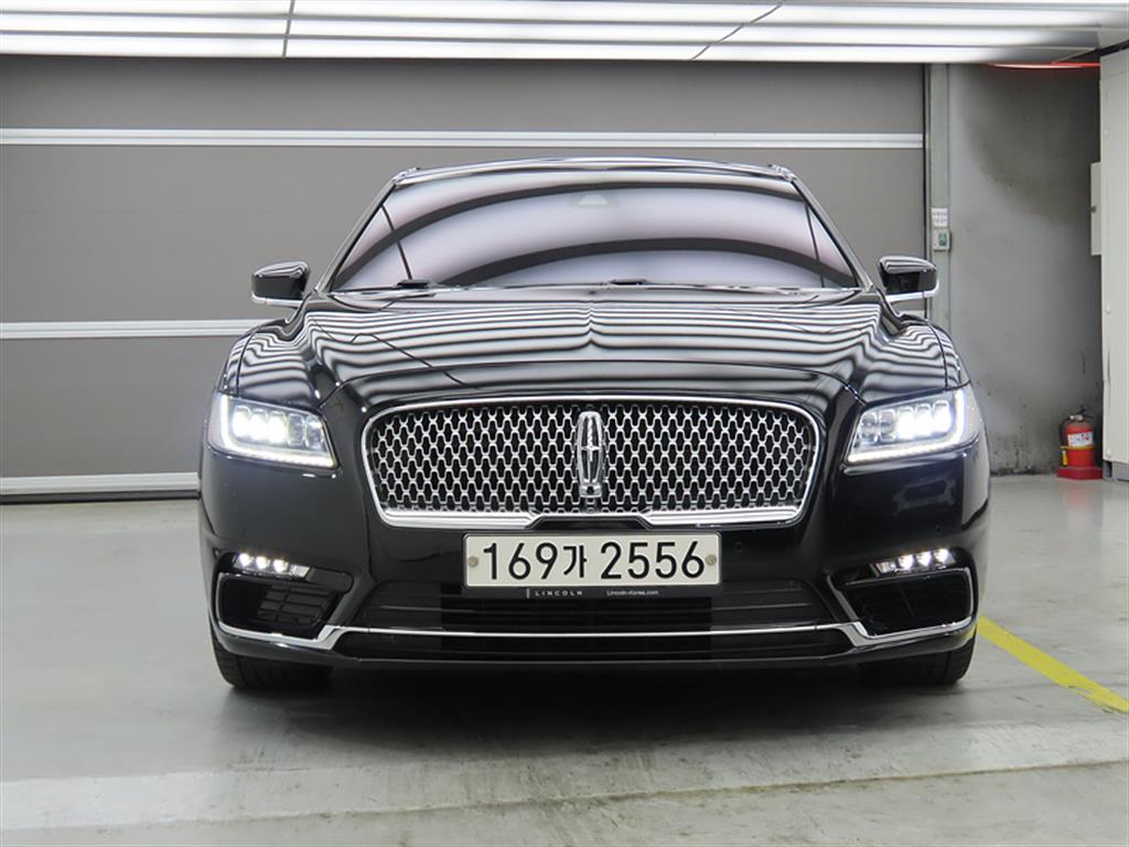 Lincoln Continental - Vista 2