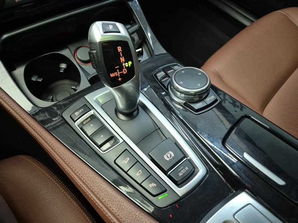 BMW 5 Series - Vista 8