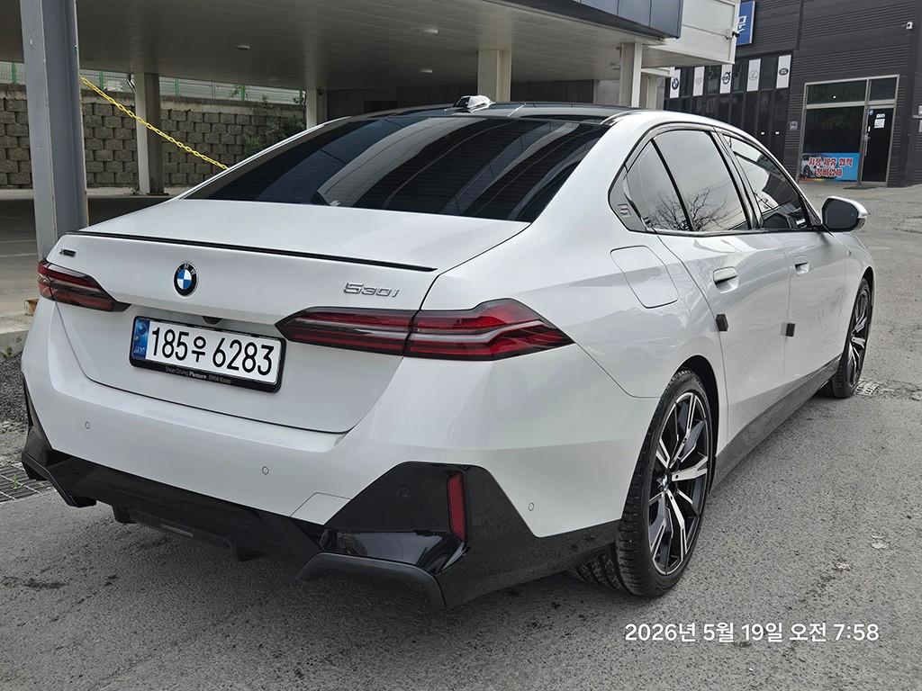 BMW 5 Series - Vista 3