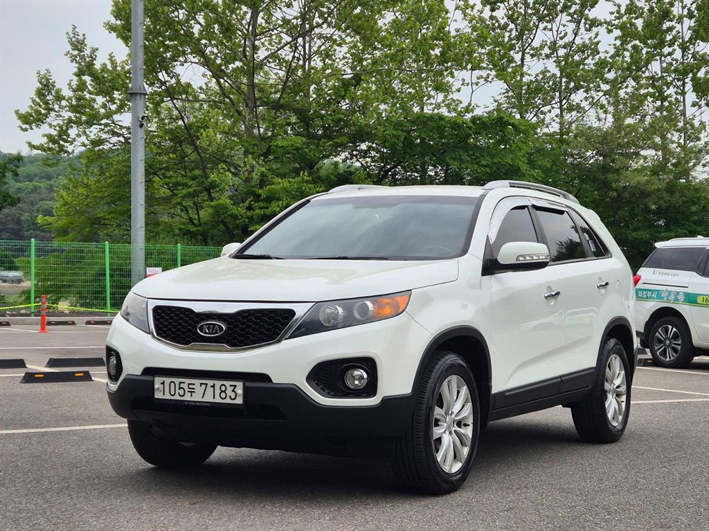 KIA Sorento 2011 Blanco - Importación desde Corea - HF Imports Iquique - Foto 1