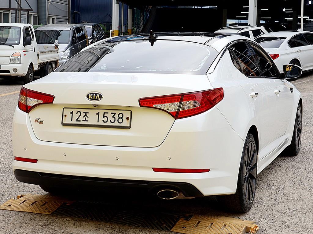 KIA K5 - Vista 7