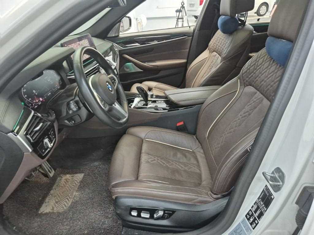BMW 5 Series - Vista 11