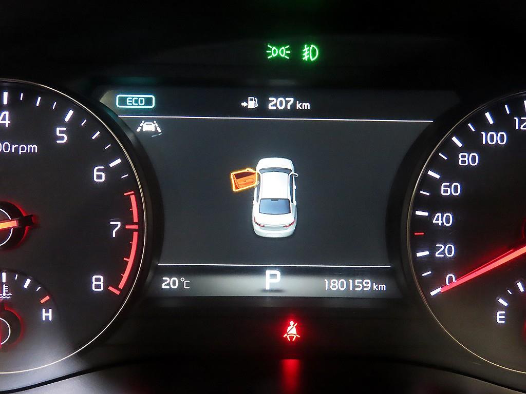 KIA K7 - Vista 9