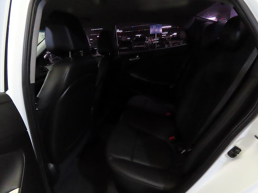 HYUNDAI Accent - Vista 7