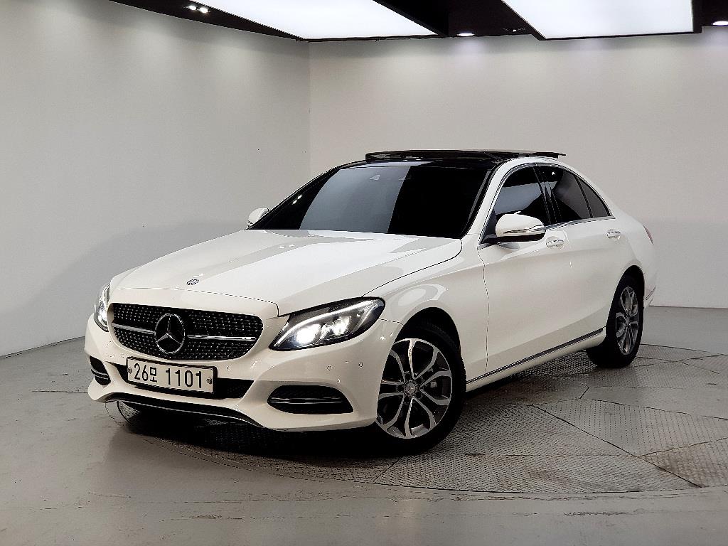 Mercedes Benz C Class 2015 Blanco - Importación desde Corea - HF Imports Iquique - Foto 1