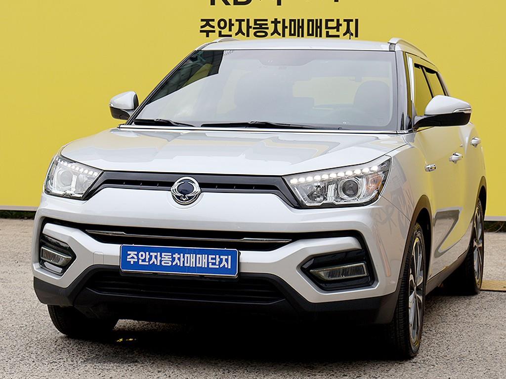 Ssangyong Tivoli - Vista 3