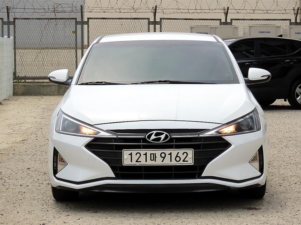 HYUNDAI Avante 2019 Blanco - Importación desde Corea - HF Imports Iquique - Foto 1